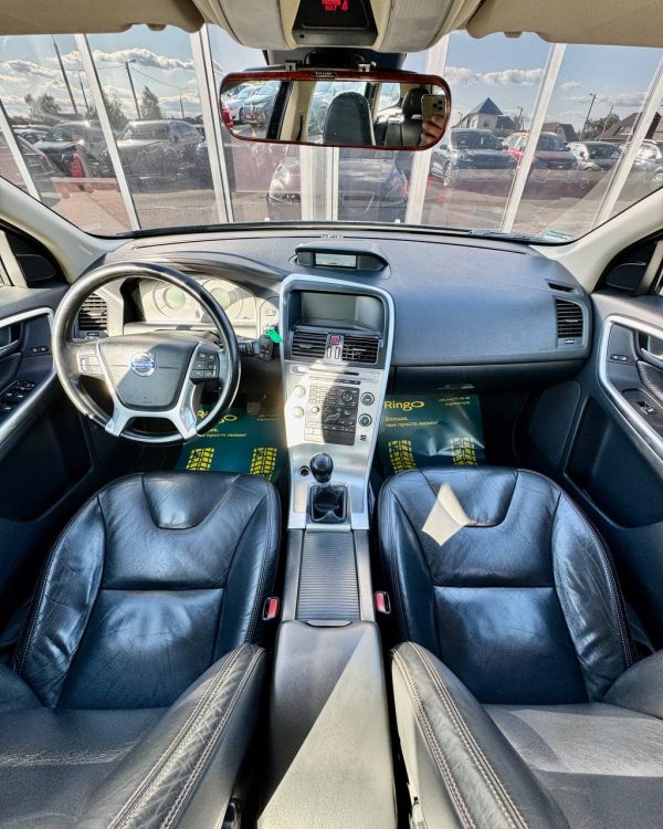 Volvo XC60 I - Image 9