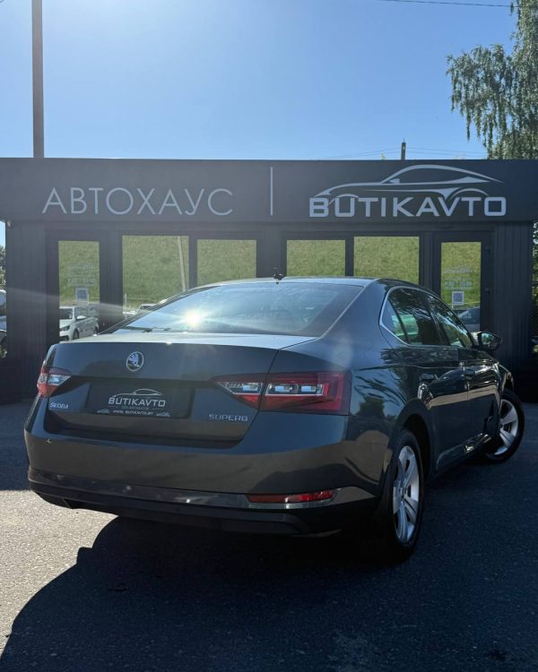 Skoda Superb III - Image 7