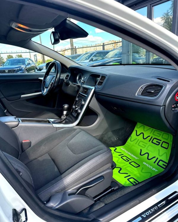 Volvo V60 I - Image 11