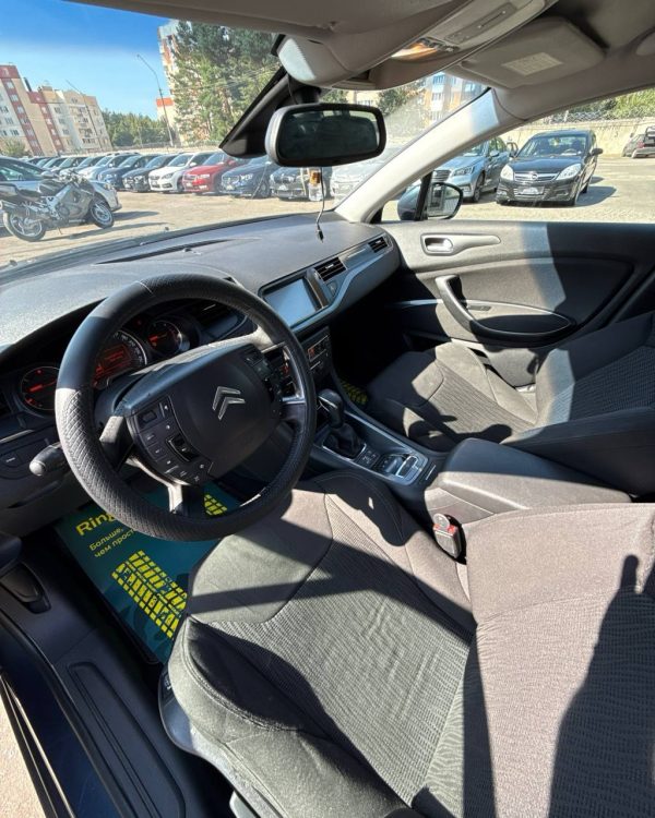 Citroen C5 II - Image 8