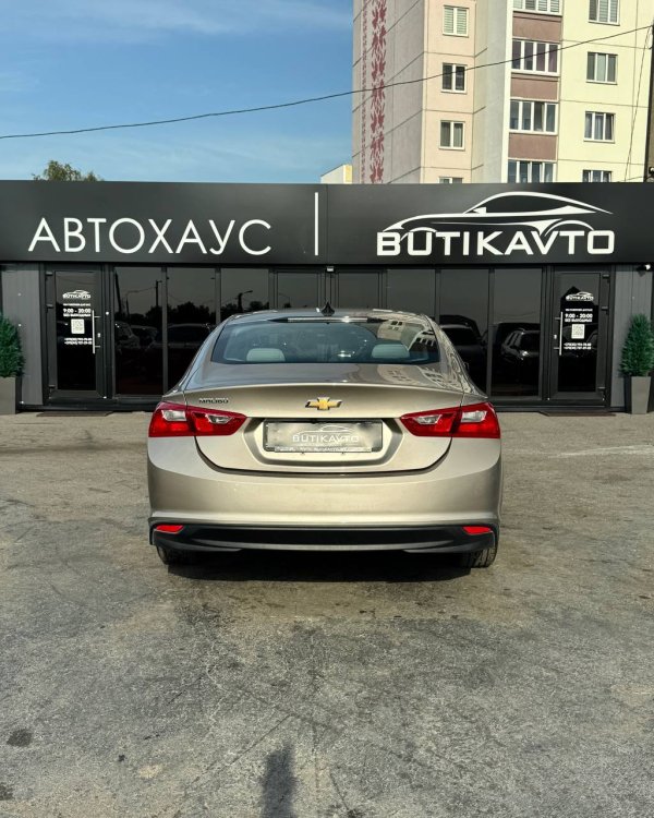Chevrolet Malibu IX · Рестайлинг - Image 6