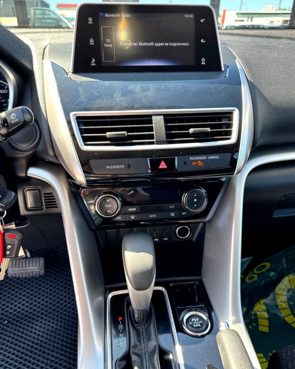 Mitsubishi Eclipse Cross I - Image 12