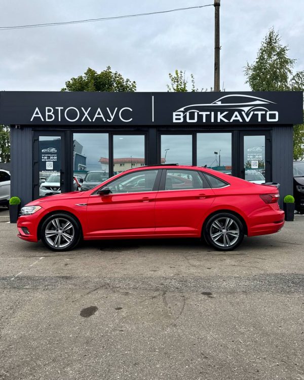 Volkswagen Jetta VII - Image 4