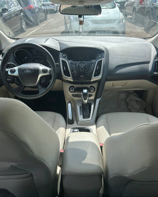 Ford Focus III - Image 9