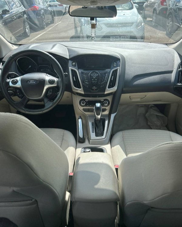 Ford Focus III - Image 9