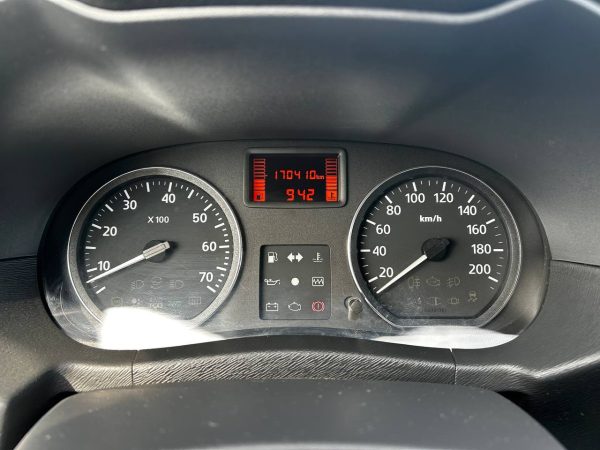 Nissan Terrano D10 - Image 22
