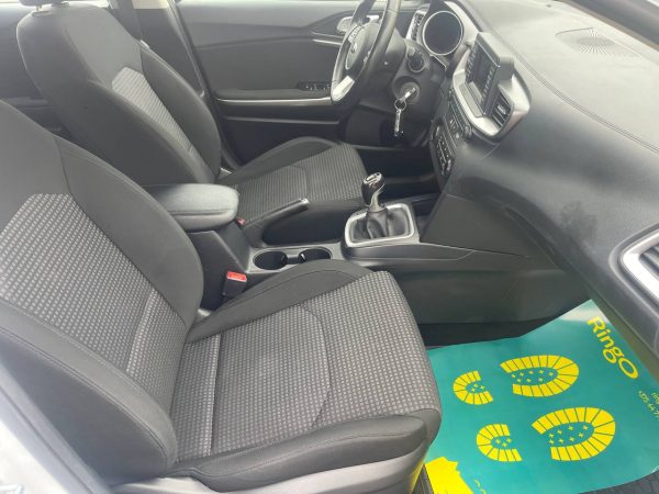 Kia Cee’d III - Image 17