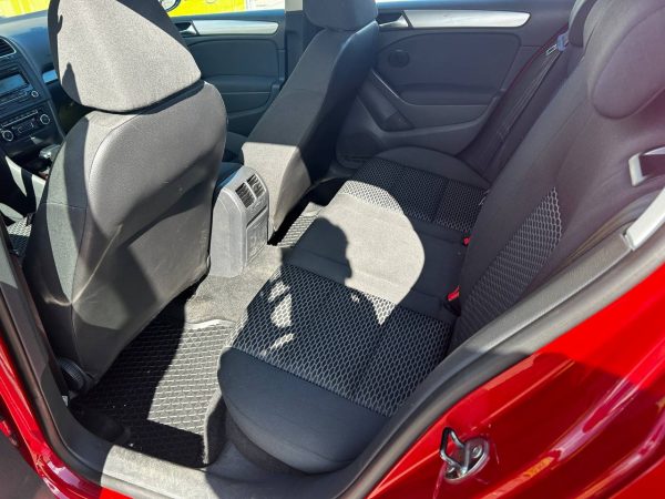 Volkswagen Golf VI - Image 13