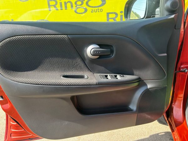 Nissan Note I - Image 9