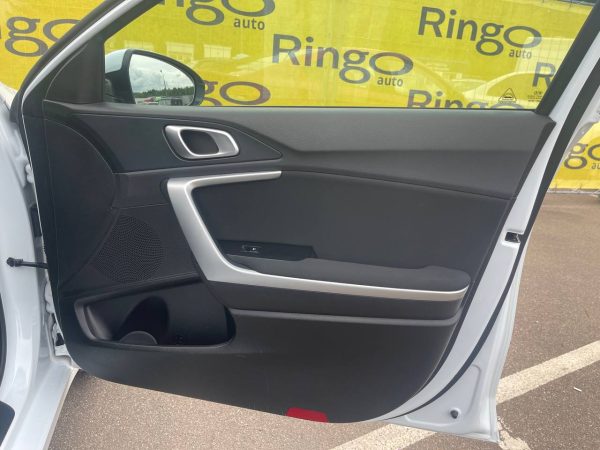 Kia Cee’d III - Image 16