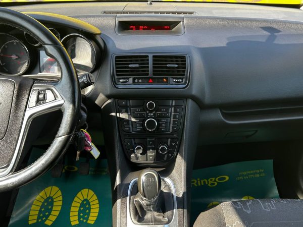 Opel Meriva II - Image 24