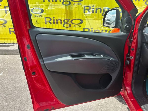 Fiat Doblo II - Image 10