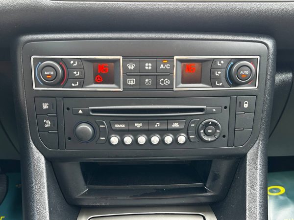 Citroen C5 II - Image 24