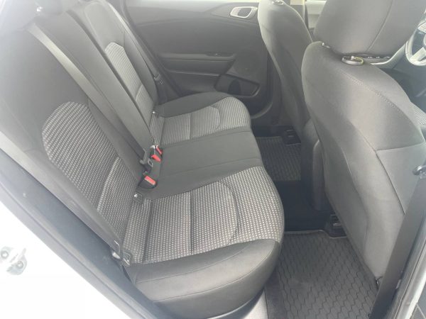 Kia Cee’d III - Image 15