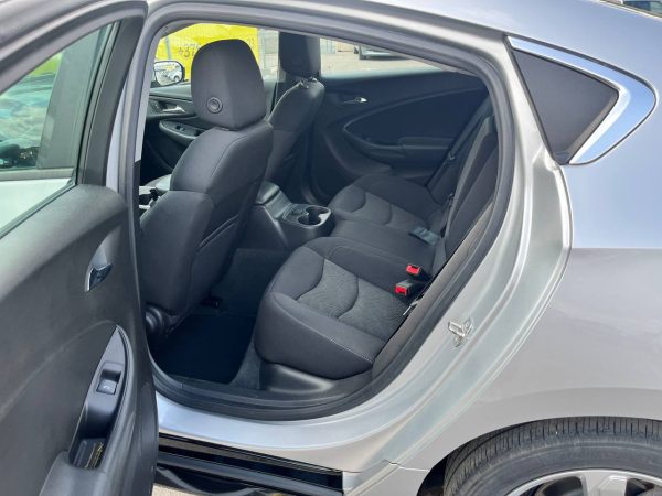 Chevrolet Volt II - Image 13