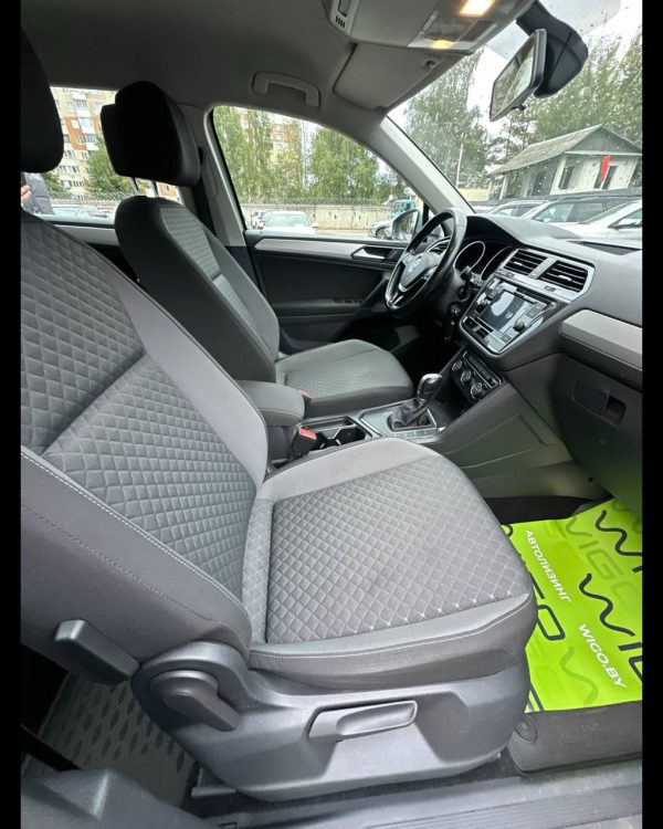 Volkswagen Tiguan II - Image 11