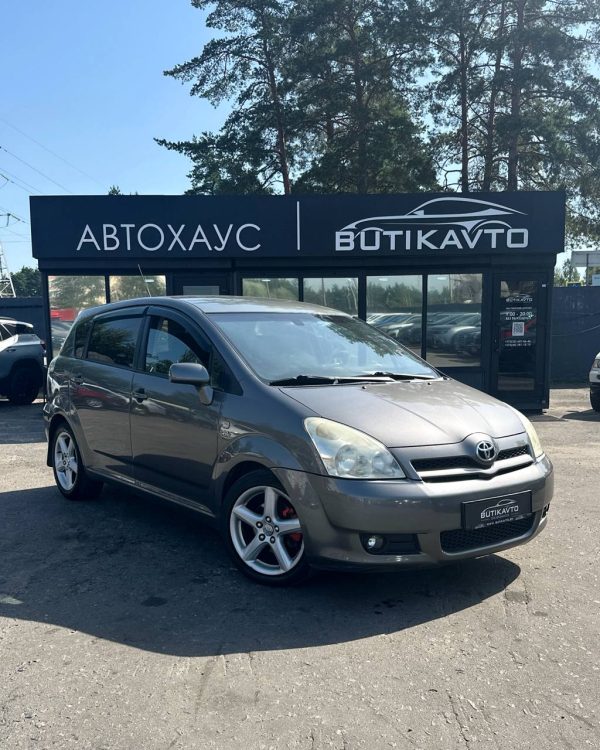 Toyota Corolla Verso II (AR10)