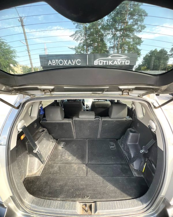 Toyota Corolla Verso II (AR10) - Image 10