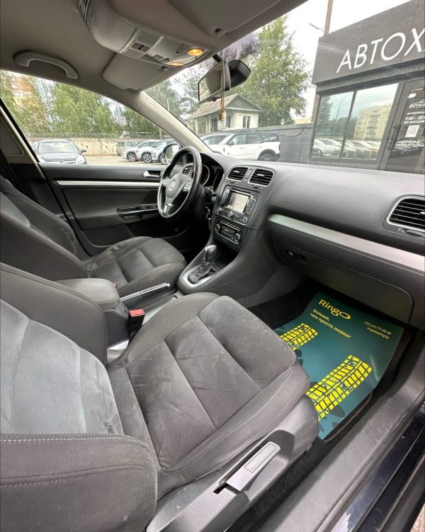 Volkswagen Golf VI - Image 12