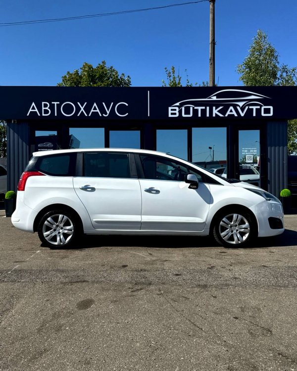 Peugeot 5008 I · Рестайлинг - Image 8