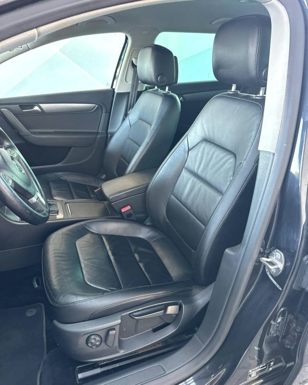 Volkswagen Passat B7 - Image 10