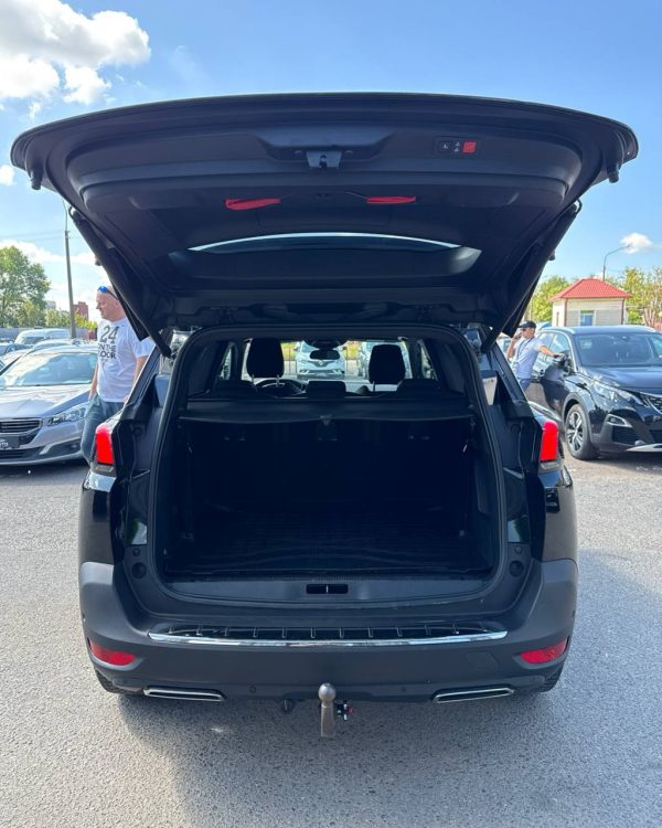 Peugeot 5008 II - Image 12