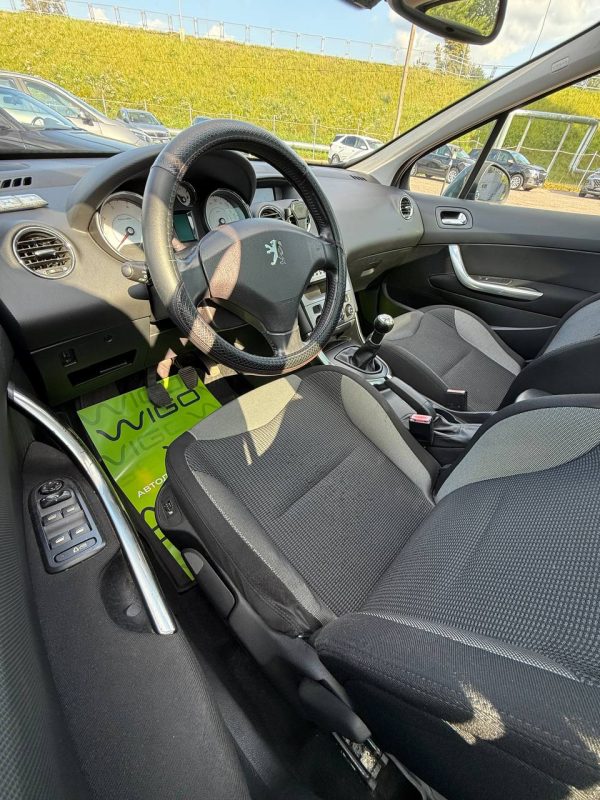 Peugeot 308 T7 - Image 11