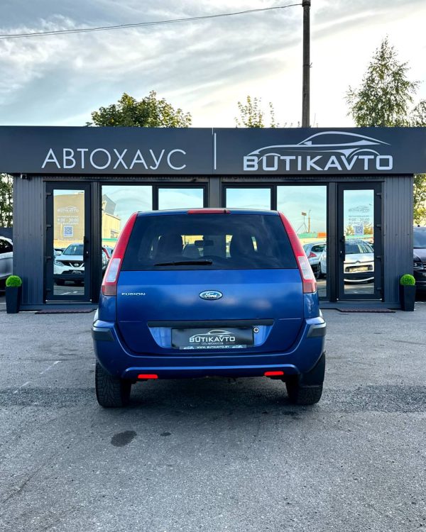 Ford Fusion I · Рестайлинг - Image 6
