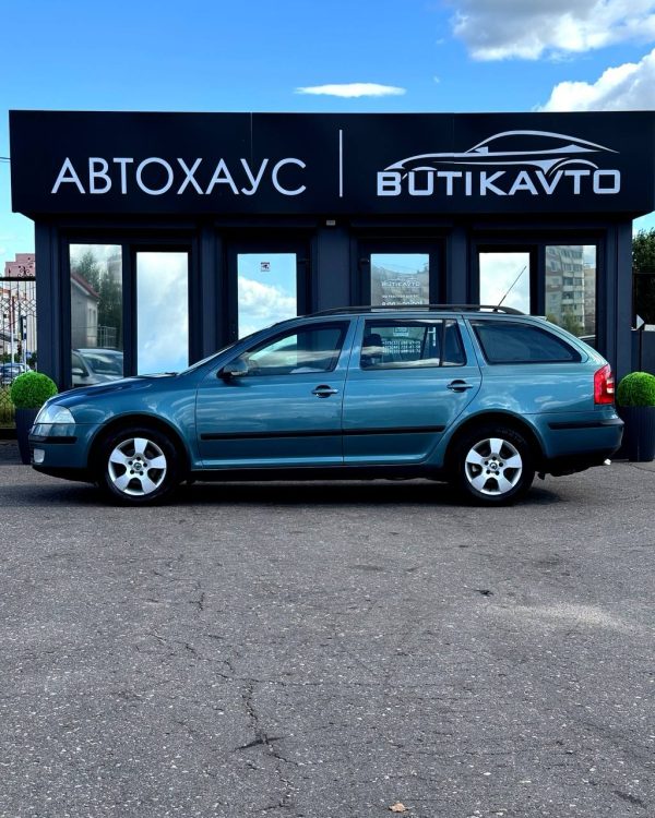 Skoda Octavia II - Image 7