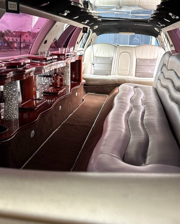 Lincoln Town Car III · Рестайлинг - Image 13