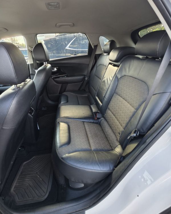 Kia Niro I - Image 11