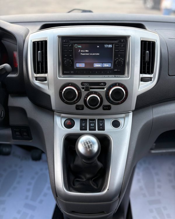 Nissan NV200 I - Image 15