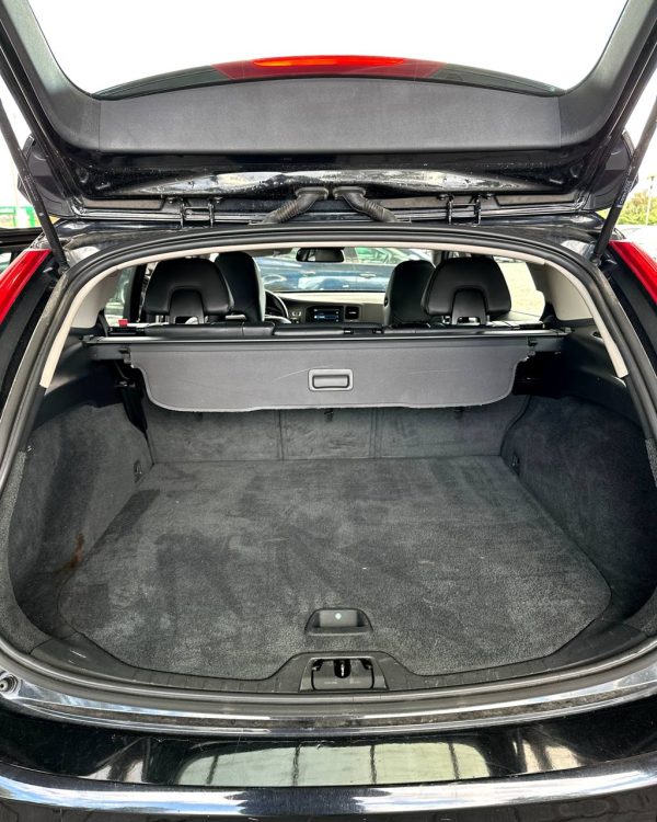 Volvo V60 I · Рестайлинг - Image 16