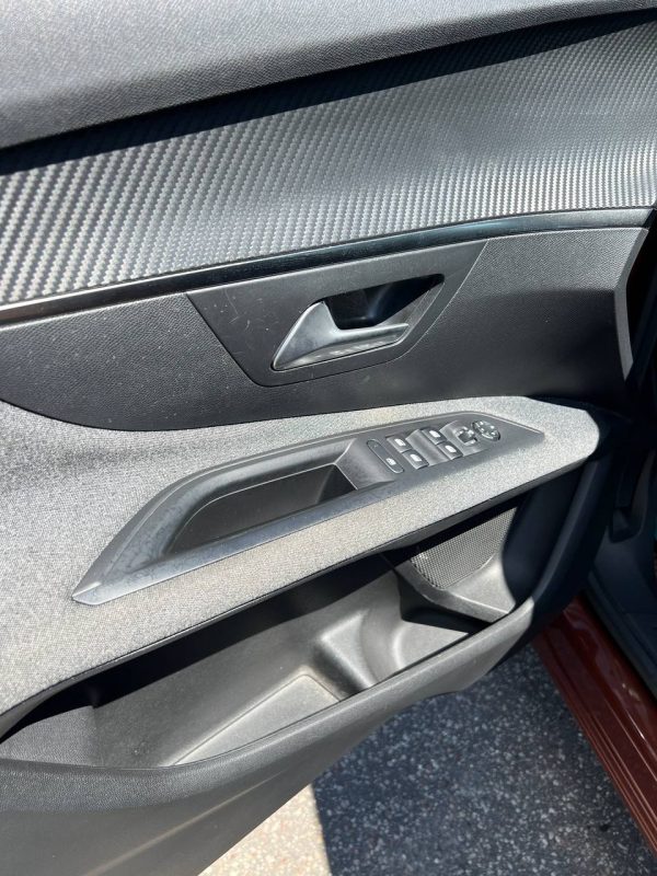 Peugeot 3008 II - Image 9