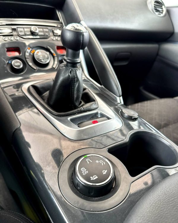 Peugeot 3008 I · Рестайлинг - Image 14