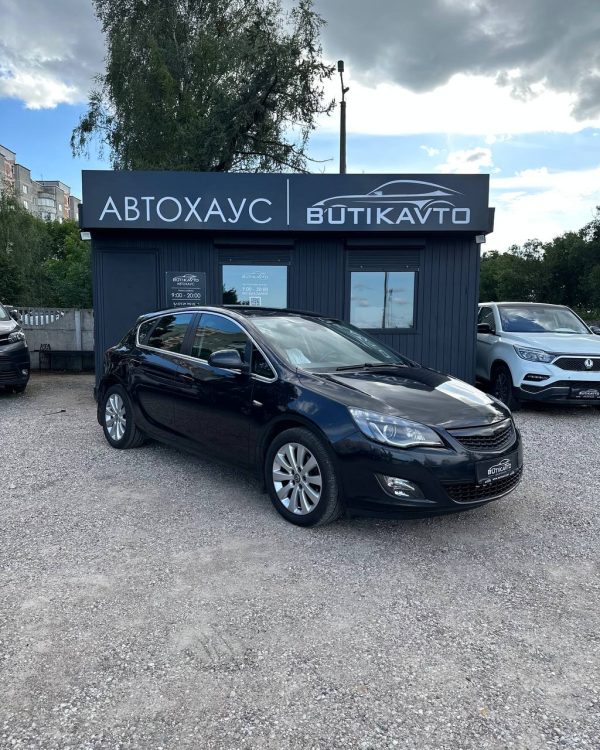 Opel Astra J