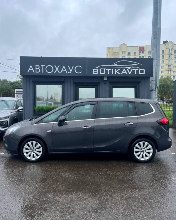 Opel Zafira C - Image 8