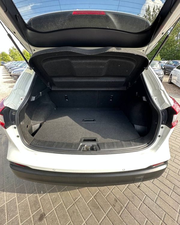 NISSAN QASHQAI - Image 13
