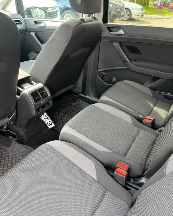 Volkswagen Touran II - Image 11