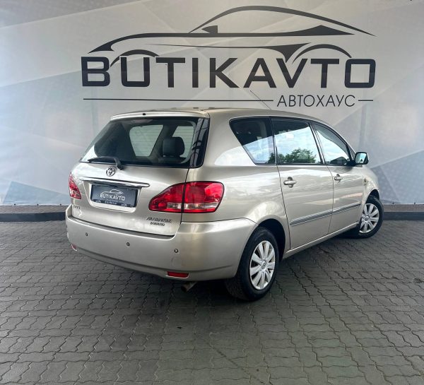 Toyota Avensis Verso I - Image 7