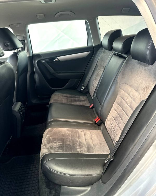Volkswagen Passat B7 - Image 15