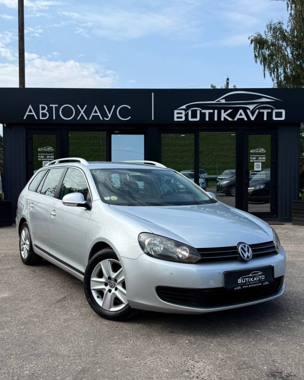 Volkswagen Golf VI