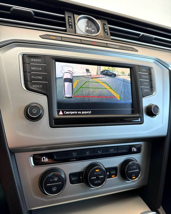Volkswagen Passat B8 - Image 12