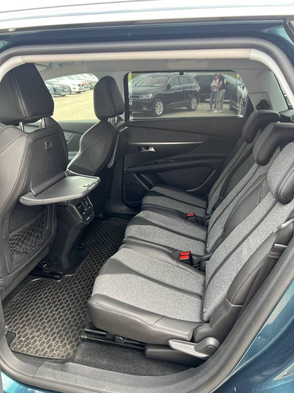 Peugeot 5008 II - Image 17