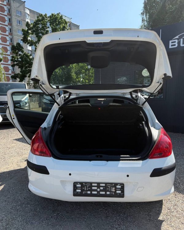 Peugeot 308 T7 - Image 13