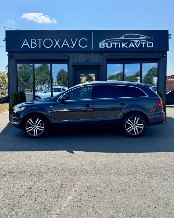 Audi Q7 4L - Image 4
