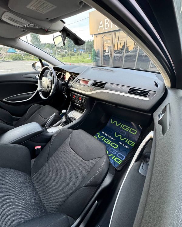 Citroen C5 II - Image 13