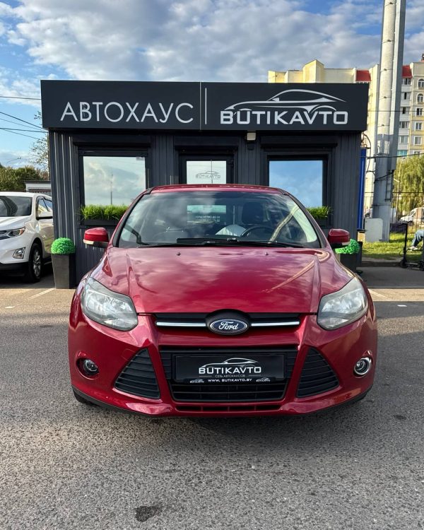 Ford Focus III - Image 2
