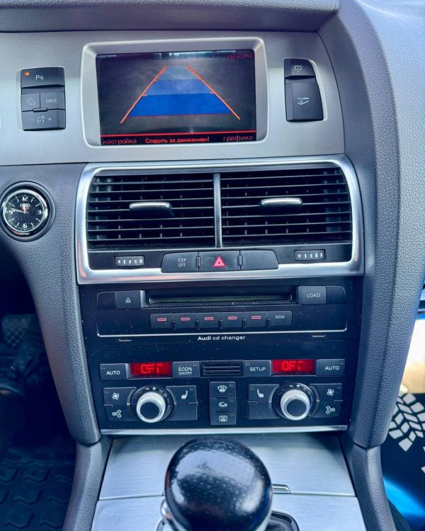 Audi Q7 4L - Image 10