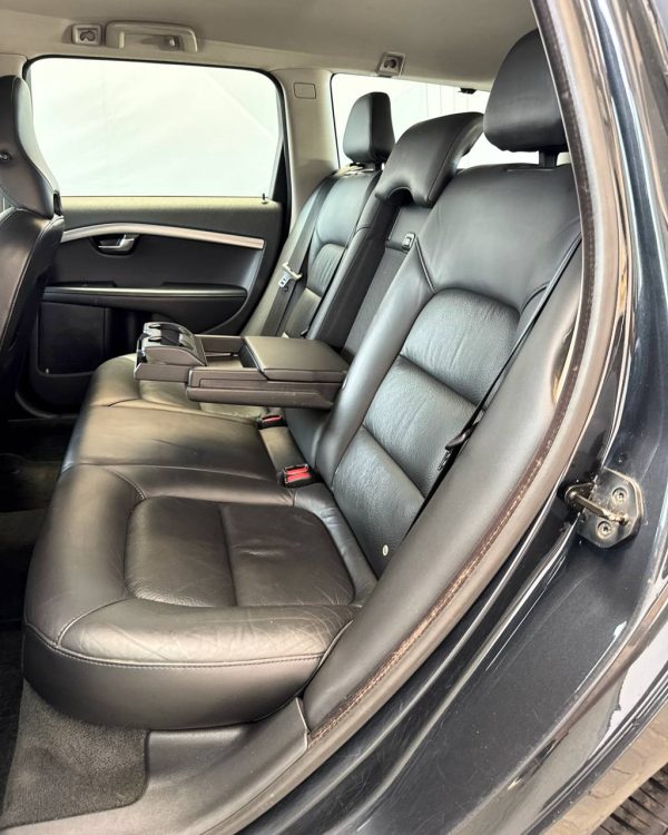 Volvo V70 III - Image 14